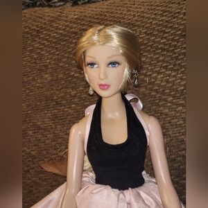 Rare Madame Alexander UFDC Convention Exclusive LE 294/350 Plastic Doll 16"
